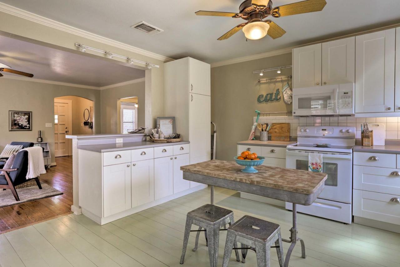 Fredericksburg Cottage With Grill - Walk To Main St! Extérieur photo